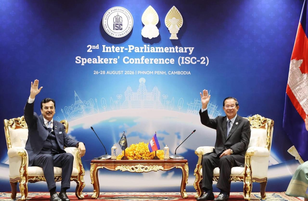 Chairman Senate of Pakistan, Syed Yousaf Raza Gilani and Samdech Moha Borvor Thipadei Hun Sen, President of the Senate of the Kingdom of Cambodia waving hands during a sideline meeting of 2nd Inter-Parliamentary Speakers’ Conference (ISC) in Phnom, Penh, Cambodia. Reflecting the enduring bonds of friendship, mutual respect and parliamentary cooperation.