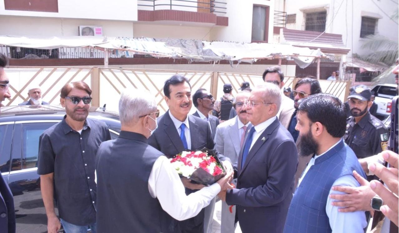 A luncheon was hosted in honour of Chairman Senate Syed Yousaf Raza Gilani by Mr. Abdul Rahim Janoo (S.I.), Group Chairman, Rice Exporters Association of Pakistan (REAP) and CEO, Hina Rice Export Company, in Karachi.